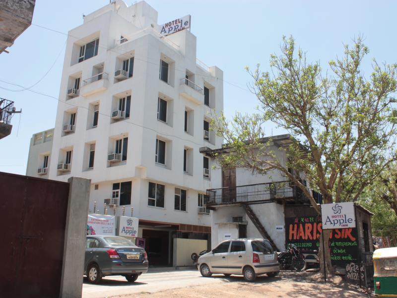Hotel Apple Inn Ahmedabad Esterno foto